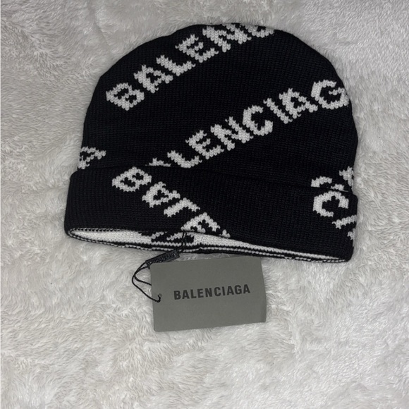 COPY - Balenciaga Black Knit Beanie - Picture 1 of 2